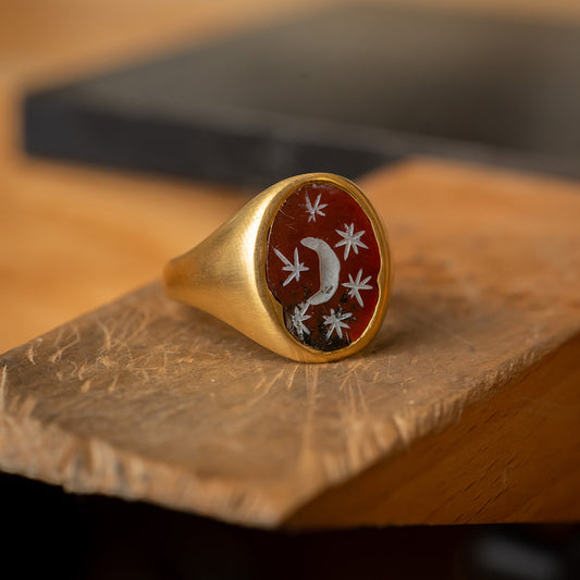 Signet ring one-of-one red