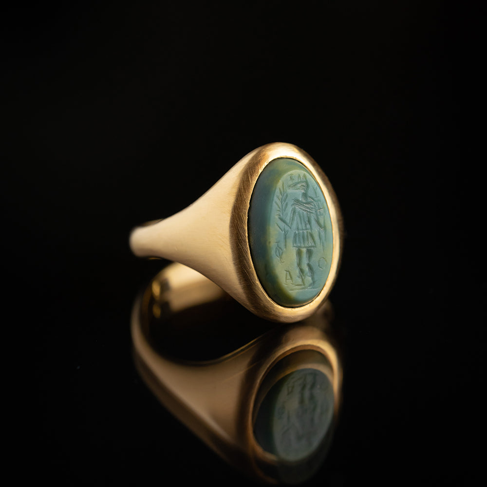 Signet ring one-of-one green